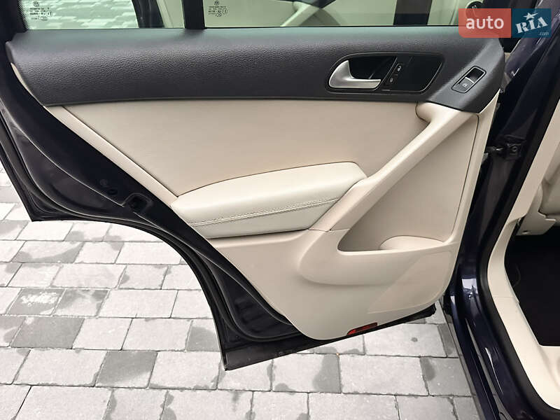 Внедорожник / Кроссовер Volkswagen Tiguan 2016 в Львове фото 34 Внедорожник / Кроссовер Volkswagen Tiguan 2016 в Львове