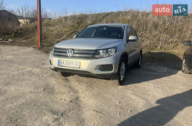 Позашляховик / Кросовер Volkswagen Tiguan 2011 в Олександрії