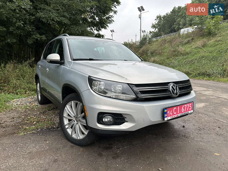 Внедорожник / Кроссовер Volkswagen Tiguan 2011 в Тернополе