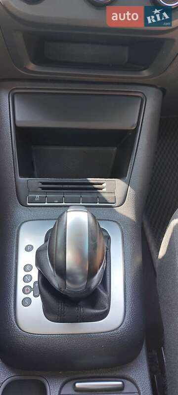 Внедорожник / Кроссовер Volkswagen Tiguan 2015 в Киеве