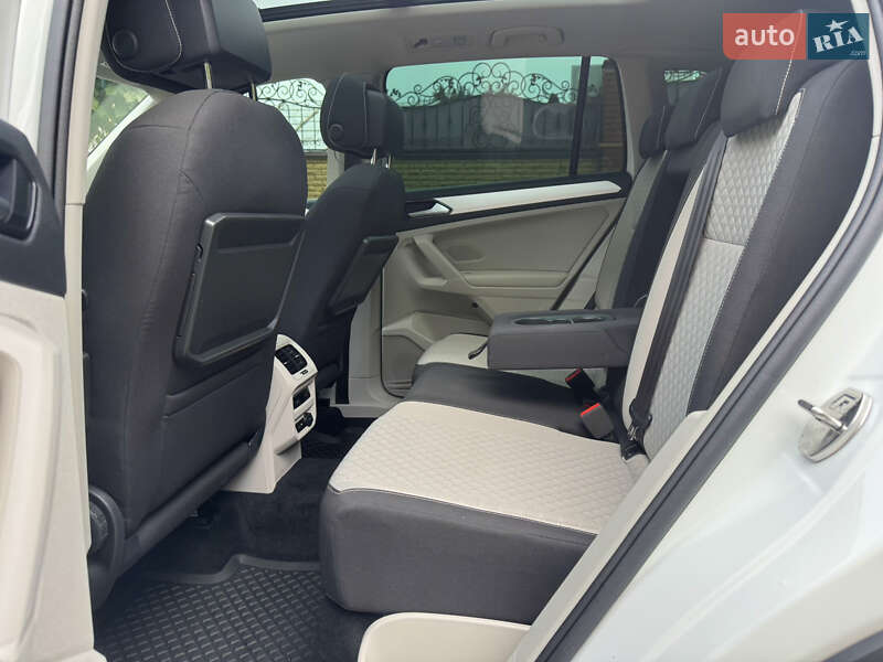 Позашляховик / Кросовер Volkswagen Tiguan 2017 в Рівному фото 22 Позашляховик / Кросовер Volkswagen Tiguan 2017 в Рівному