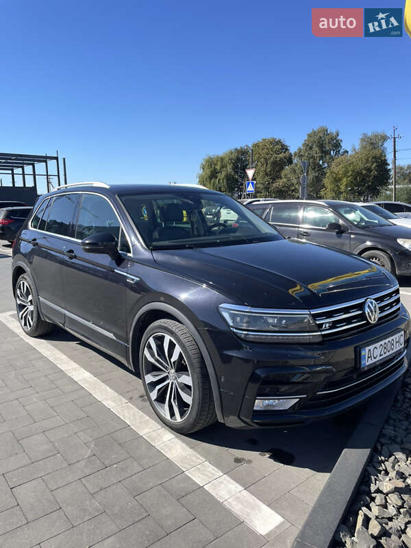 Внедорожник / Кроссовер Volkswagen Tiguan 2016 в Луцке