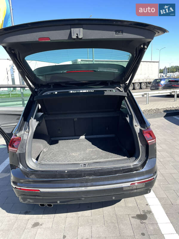 Внедорожник / Кроссовер Volkswagen Tiguan 2016 в Луцке