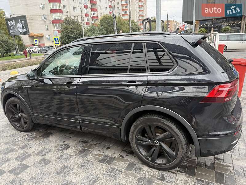 Внедорожник / Кроссовер Volkswagen Tiguan 2023 в Хмельницком