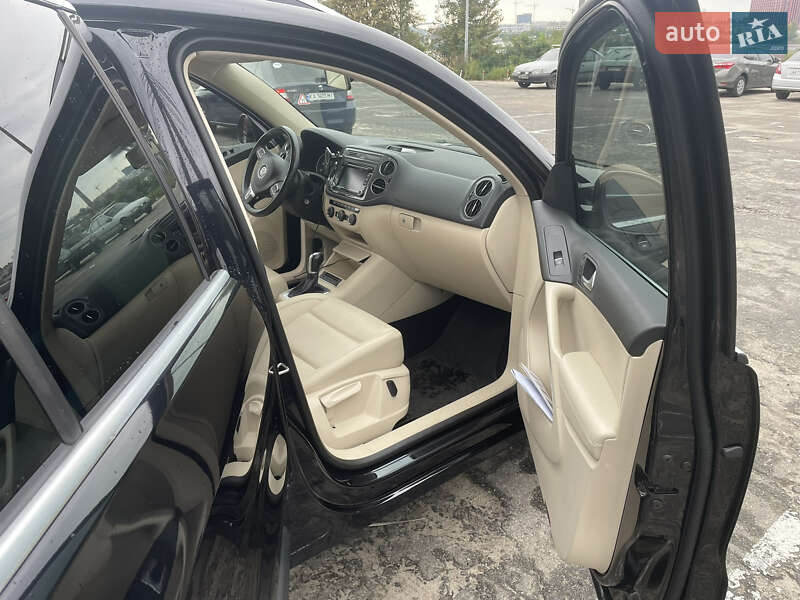 Внедорожник / Кроссовер Volkswagen Tiguan 2013 в Киеве