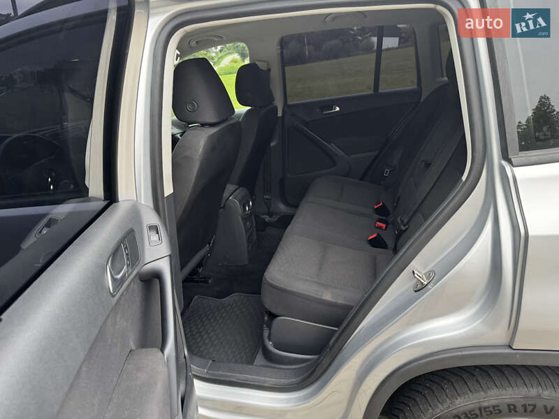 Внедорожник / Кроссовер Volkswagen Tiguan 2017 в Виннице