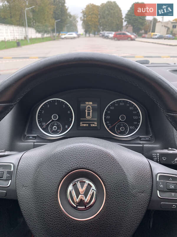 Внедорожник / Кроссовер Volkswagen Tiguan 2010 в Теофиполе