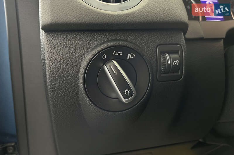 Внедорожник / Кроссовер Volkswagen Tiguan 2016 в Шептицькому