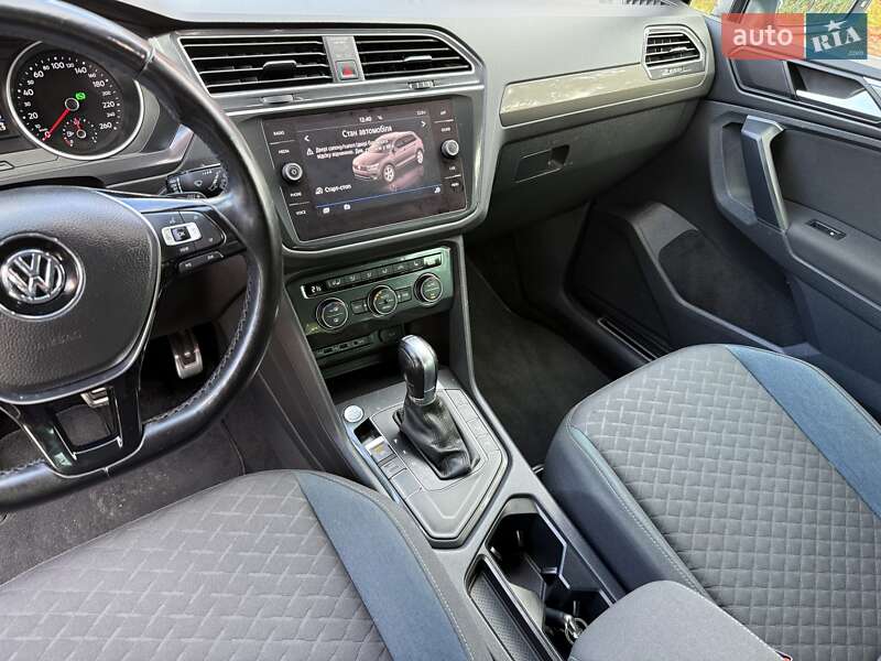Внедорожник / Кроссовер Volkswagen Tiguan 2019 в Житомире