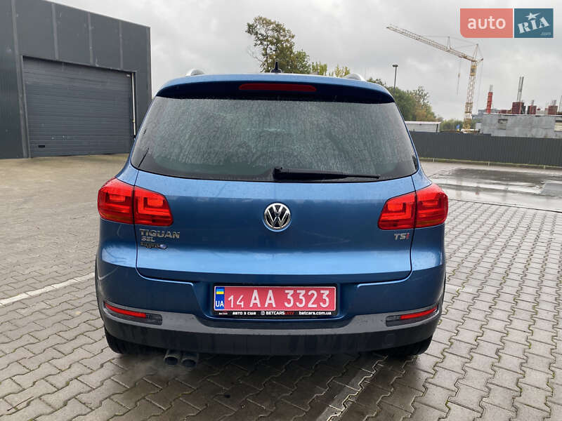 Позашляховик / Кросовер Volkswagen Tiguan 2017 в Львові