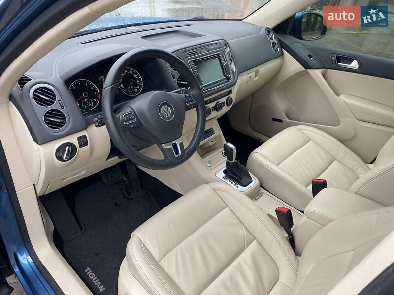Позашляховик / Кросовер Volkswagen Tiguan 2017 в Львові