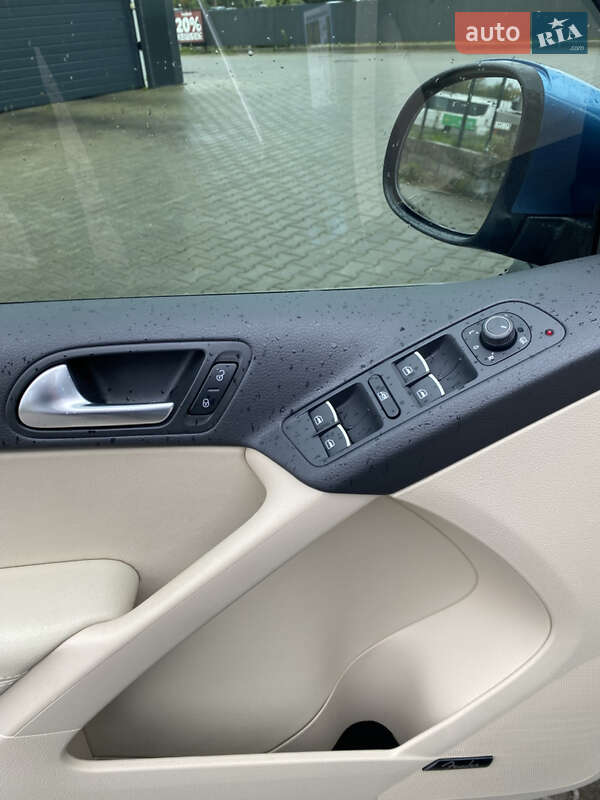 Позашляховик / Кросовер Volkswagen Tiguan 2017 в Львові