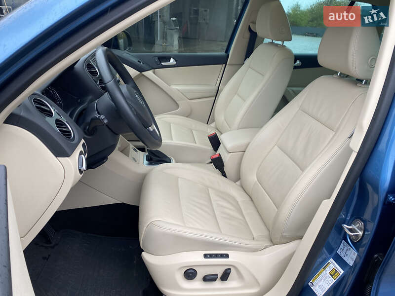 Позашляховик / Кросовер Volkswagen Tiguan 2017 в Львові