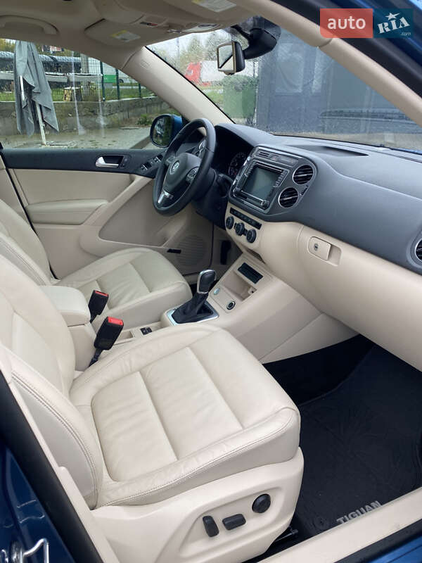 Позашляховик / Кросовер Volkswagen Tiguan 2017 в Львові