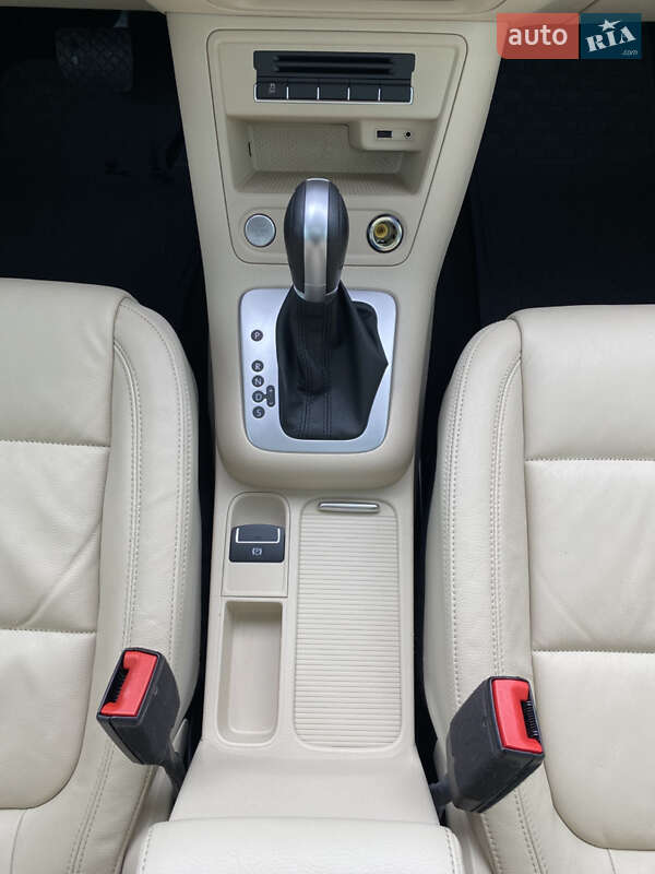 Позашляховик / Кросовер Volkswagen Tiguan 2017 в Львові