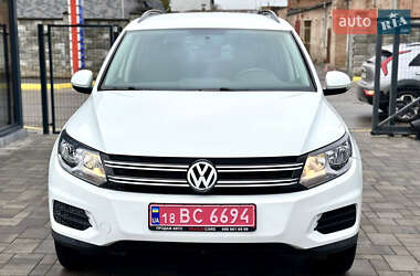 Позашляховик / Кросовер Volkswagen Tiguan 2017 в Рівному