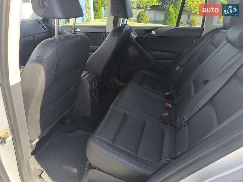 Внедорожник / Кроссовер Volkswagen Tiguan 2016 в Жмеринке
