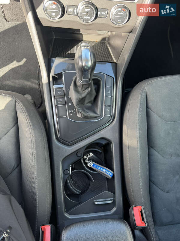 Внедорожник / Кроссовер Volkswagen Tiguan 2017 в Черновцах фото 18 Внедорожник / Кроссовер Volkswagen Tiguan 2017 в Черновцах