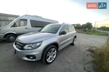 Позашляховик / Кросовер Volkswagen Tiguan 2016 в Івано-Франківську