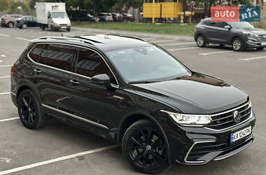 Позашляховик / Кросовер Volkswagen Tiguan 2023 в Умані