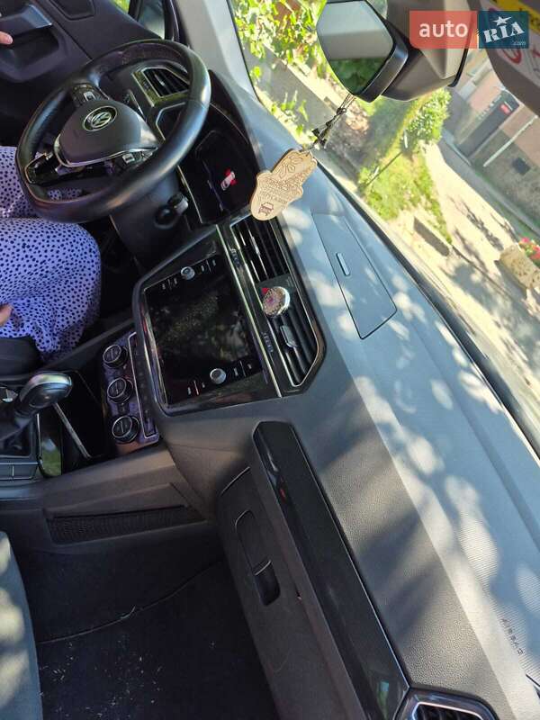 Внедорожник / Кроссовер Volkswagen Tiguan 2020 в Украинке фото 8 Внедорожник / Кроссовер Volkswagen Tiguan 2020 в Украинке