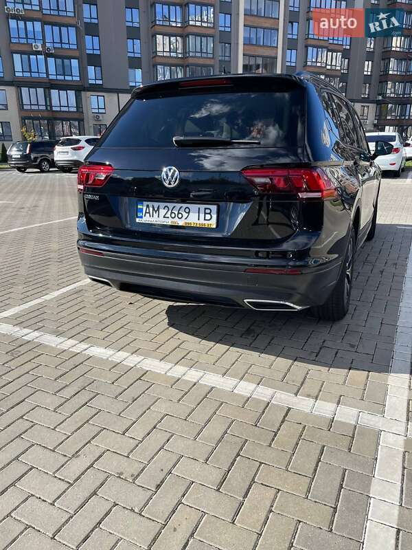Внедорожник / Кроссовер Volkswagen Tiguan 2021 в Житомире