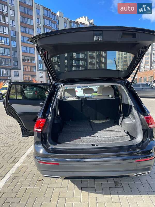 Внедорожник / Кроссовер Volkswagen Tiguan 2021 в Житомире
