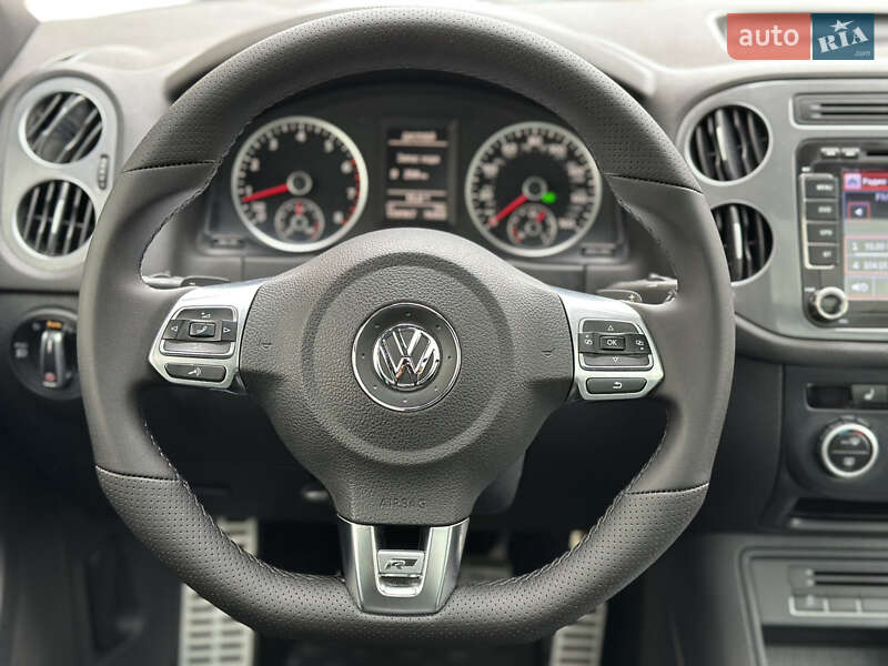 Внедорожник / Кроссовер Volkswagen Tiguan 2015 в Ивано-Франковске