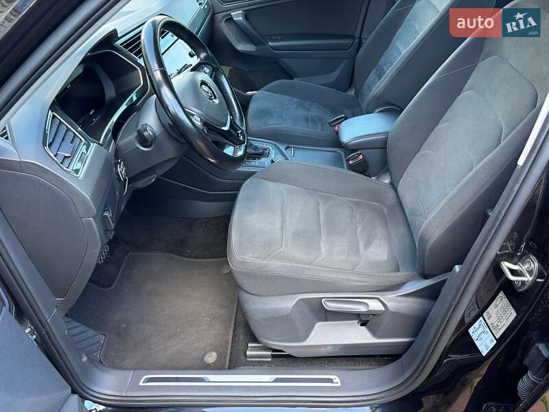 Позашляховик / Кросовер Volkswagen Tiguan 2018 в Черкасах фото 29 Позашляховик / Кросовер Volkswagen Tiguan 2018 в Черкасах