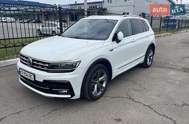Внедорожник / Кроссовер Volkswagen Tiguan 2020 в Киеве