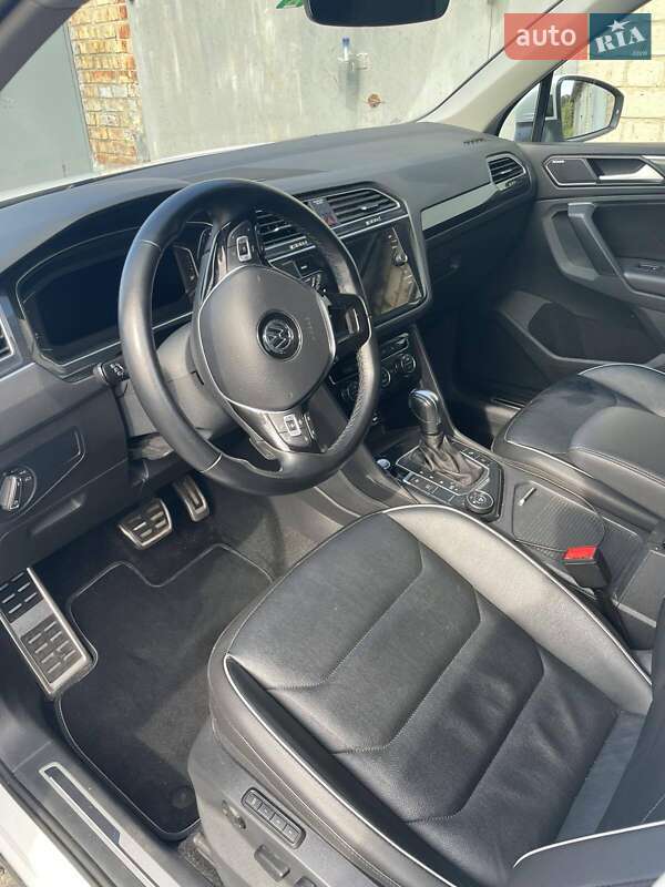 Внедорожник / Кроссовер Volkswagen Tiguan 2020 в Киеве