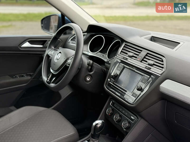 Внедорожник / Кроссовер Volkswagen Tiguan 2018 в Ивано-Франковске фото 6 Внедорожник / Кроссовер Volkswagen Tiguan 2018 в Ивано-Франковске