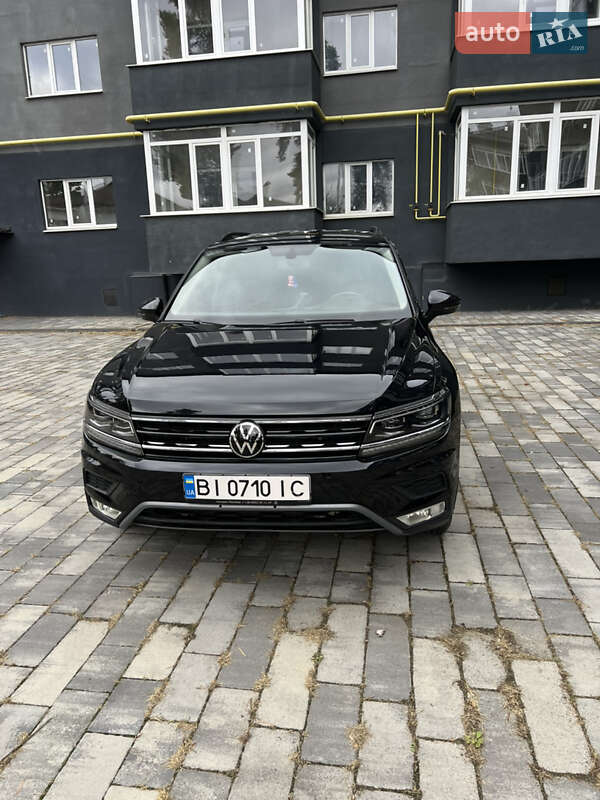 Внедорожник / Кроссовер Volkswagen Tiguan 2017 в Ахтырке фото 18 Внедорожник / Кроссовер Volkswagen Tiguan 2017 в Ахтырке