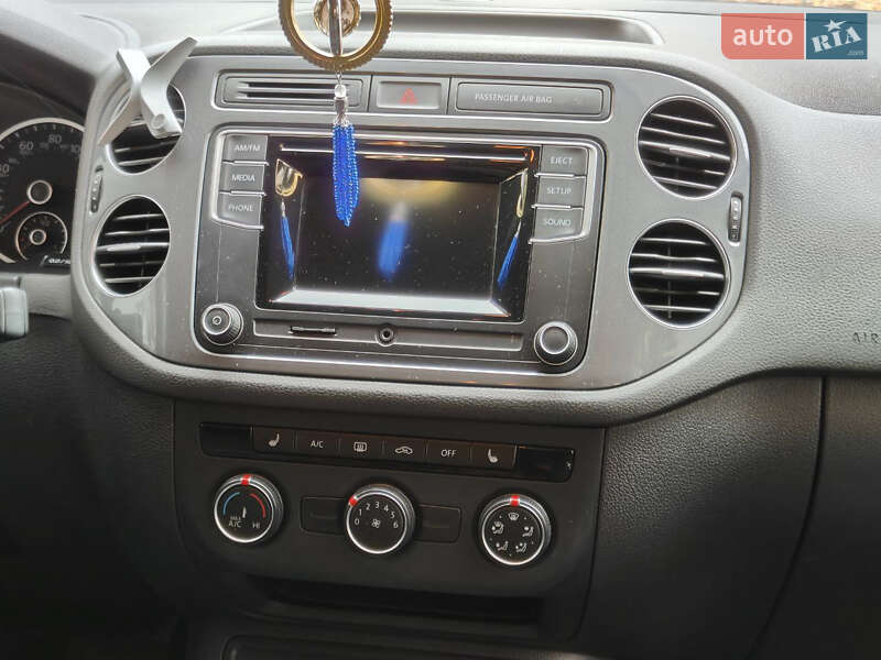 Внедорожник / Кроссовер Volkswagen Tiguan 2016 в Кривом Роге