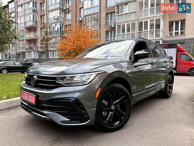 Внедорожник / Кроссовер Volkswagen Tiguan 2024 в Киеве