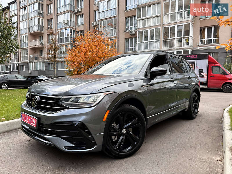 Внедорожник / Кроссовер Volkswagen Tiguan 2024 в Киеве