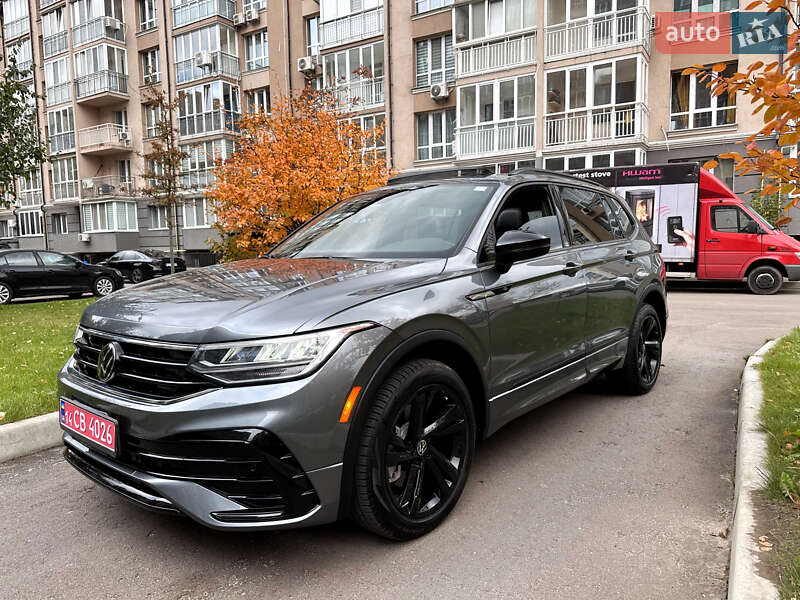 Внедорожник / Кроссовер Volkswagen Tiguan 2024 в Киеве