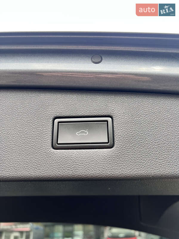 Позашляховик / Кросовер Volkswagen Tiguan 2019 в Києві