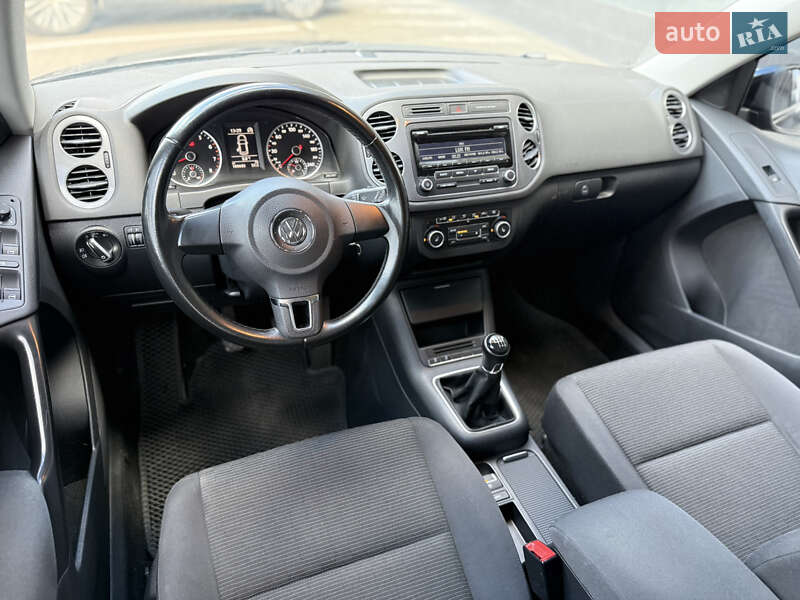 Внедорожник / Кроссовер Volkswagen Tiguan 2012 в Львове фото 19 Внедорожник / Кроссовер Volkswagen Tiguan 2012 в Львове