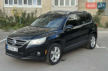 Внедорожник / Кроссовер Volkswagen Tiguan 2010 в Могилев-Подольске