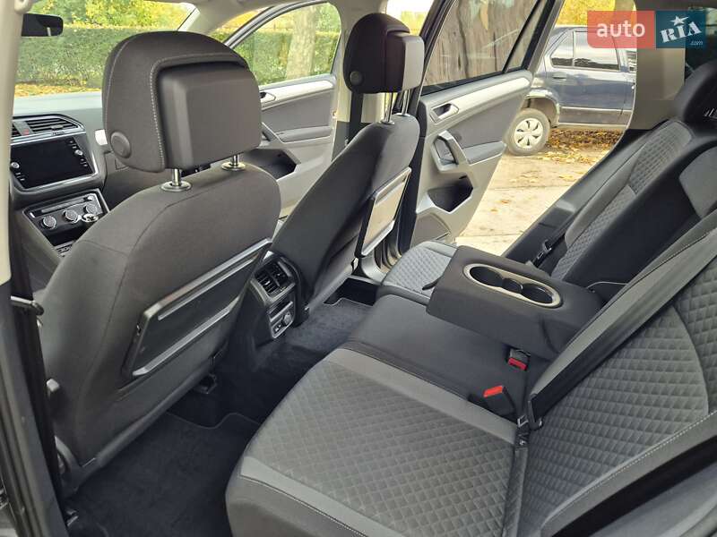 Позашляховик / Кросовер Volkswagen Tiguan 2019 в Стрию