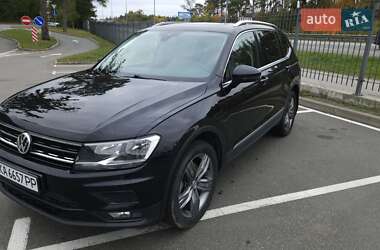 Внедорожник / Кроссовер Volkswagen Tiguan 2020 в Киеве