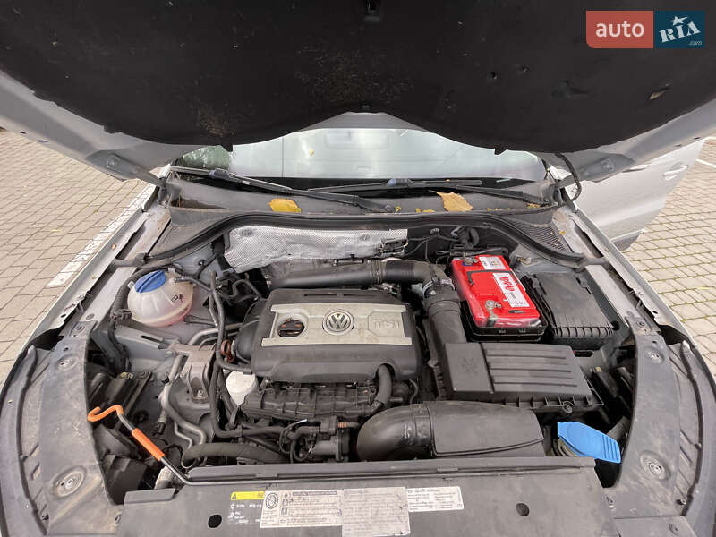 Внедорожник / Кроссовер Volkswagen Tiguan 2013 в Львове