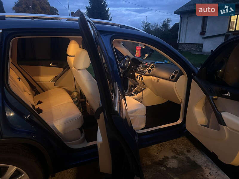 Внедорожник / Кроссовер Volkswagen Tiguan 2008 в Львове