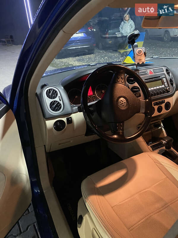 Внедорожник / Кроссовер Volkswagen Tiguan 2008 в Львове
