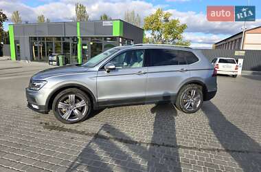 Внедорожник / Кроссовер Volkswagen Tiguan 2019 в Кропивницком