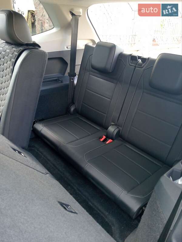 Внедорожник / Кроссовер Volkswagen Tiguan 2019 в Ходорове фото 16 Внедорожник / Кроссовер Volkswagen Tiguan 2019 в Ходорове