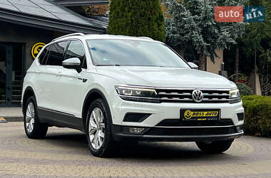 Позашляховик / Кросовер Volkswagen Tiguan 2019 в Львові