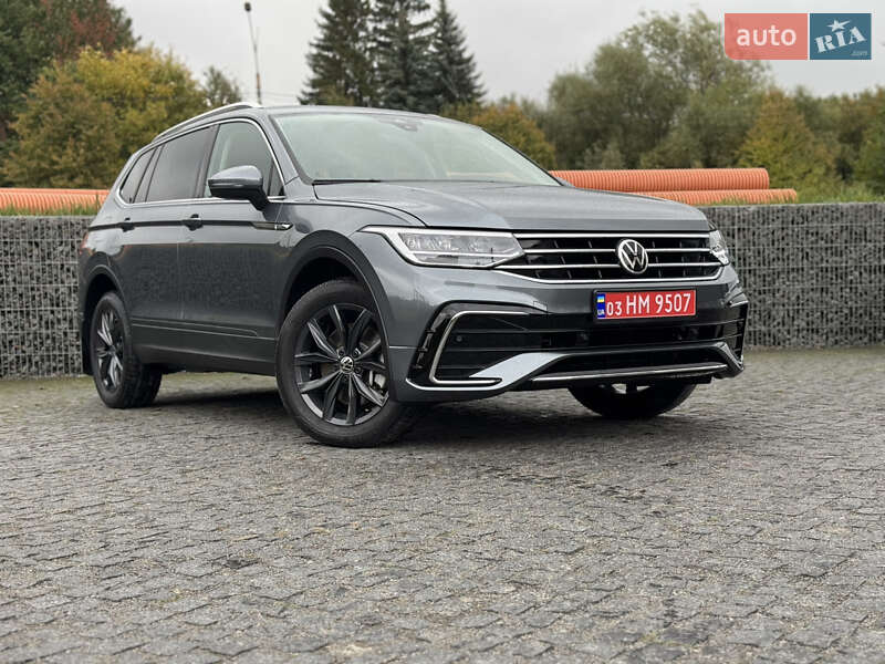 Позашляховик / Кросовер Volkswagen Tiguan 2024 в Львові