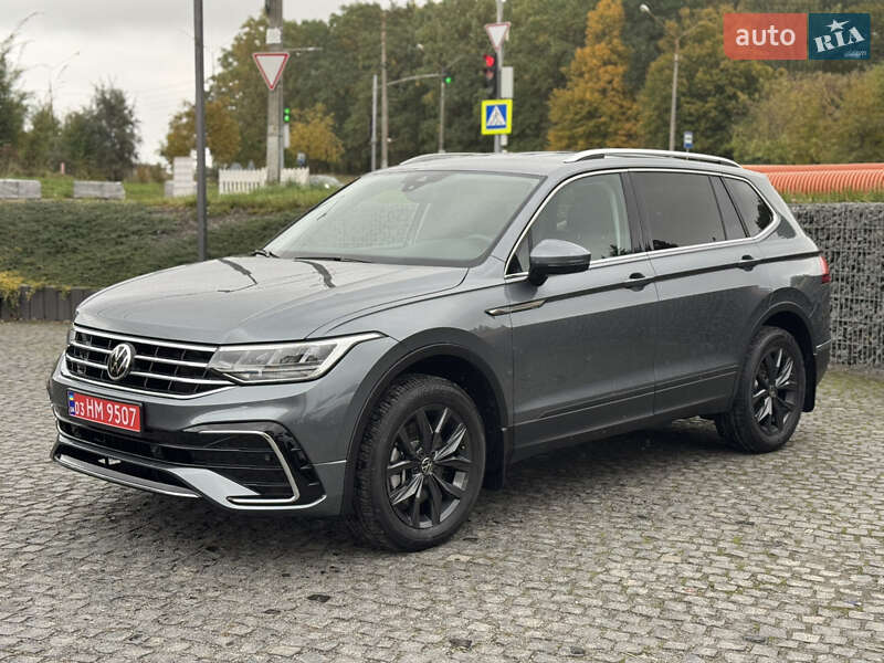 Позашляховик / Кросовер Volkswagen Tiguan 2024 в Львові